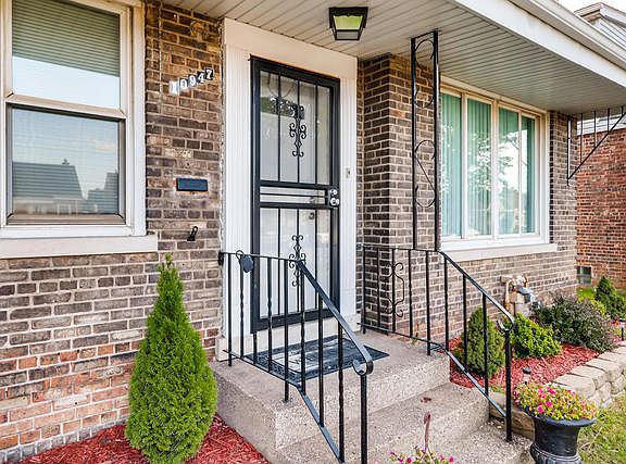 2nd image of 10947 S Avenue B