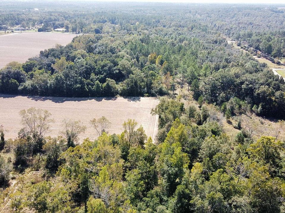 1st image of 19200 Blueberry Ln