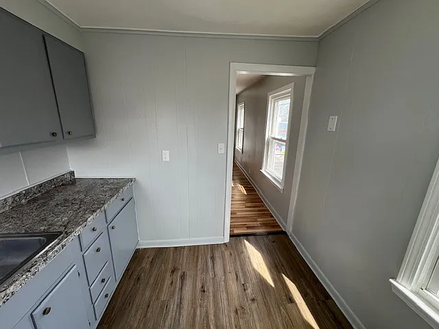 95 Wade St #2R — Photo 3