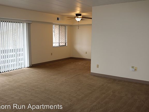 3rd image of 520 Lee Dr APT 111