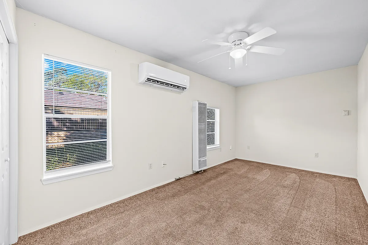 Photo 2 of 19 - 2211 27th St #B - Lubbock, TX Building Photo - 2211 27th St #B