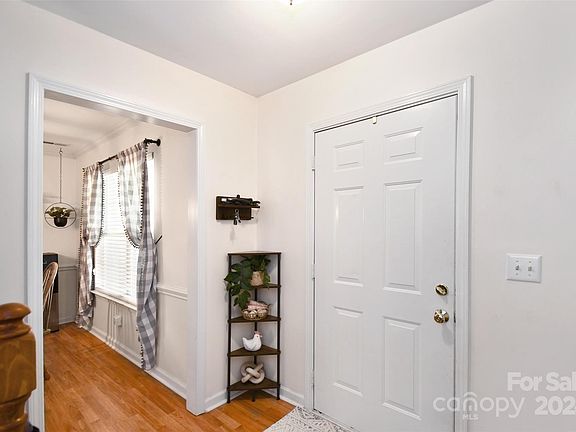 3rd image of 16421 Amber Field Dr