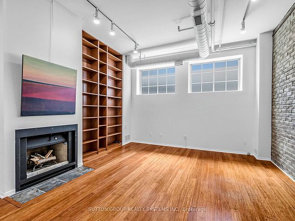 4th image of 6 Bartlett Ave W #5