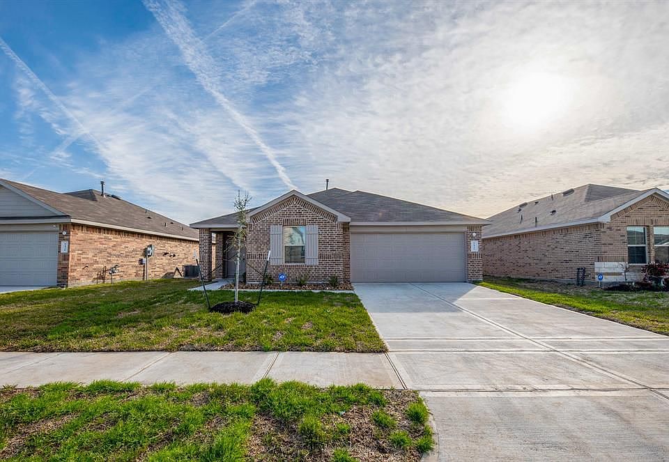 1st image of 5126 Ternberry Forest Ln