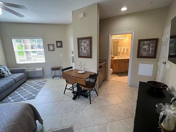 5th image of 8284 Mulligan Cir #B