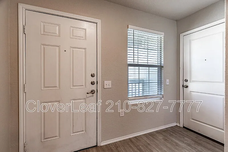 4 bed, 2.0 bath, 1606 sqft, $1,697 — Photo 4