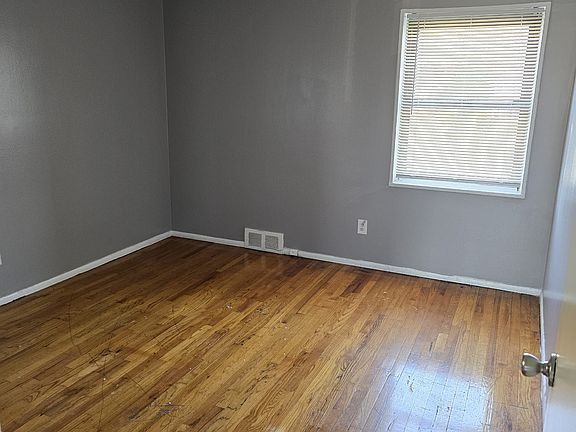 5th image of 12601 W Outer Dr #0