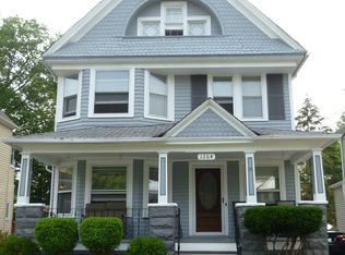 1264 Saint Charles Ave, Lakewood, OH