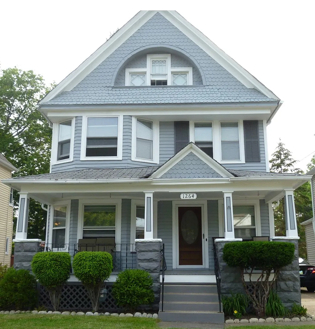 1264 Saint Charles Ave photo 1