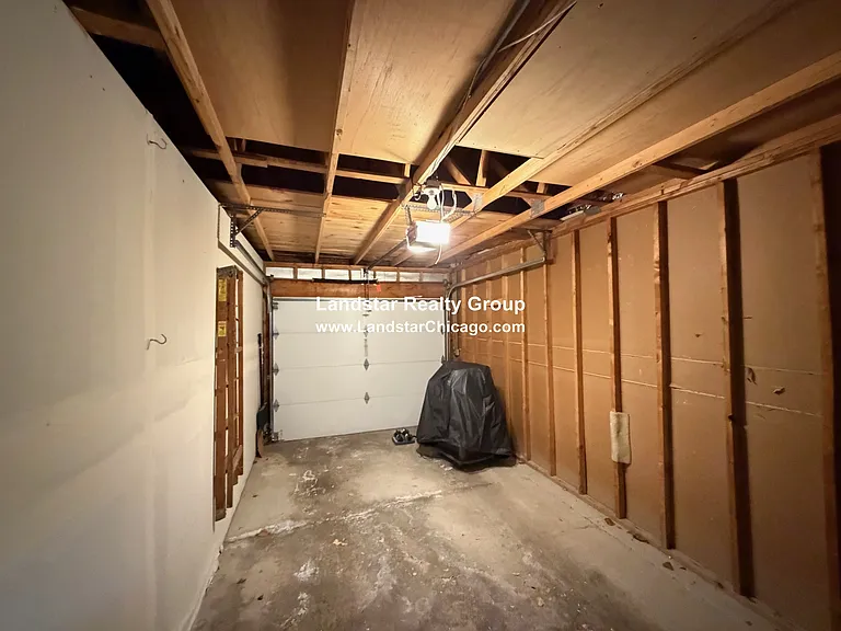 608 Berkley Ct #W2 — Photo 12