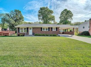 3026 Pebble Dr, Roanoke, VA 24014