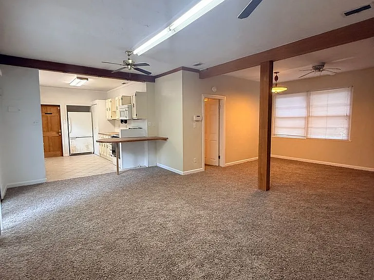 5725 E University Ave — Photo 9