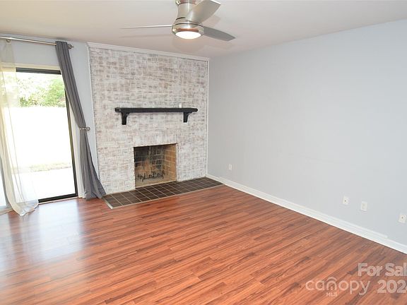5th image of 7830 Davinci Ln APT B