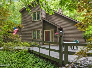 623 Bruno Road, Clifton Park, NY 12065