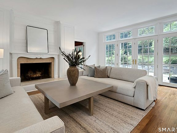 5th image of 6 Searles Road