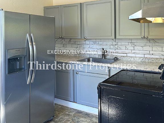3rd image of 1431 W 18th St