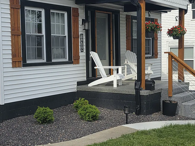 1409 E Samuel Ave — Photo 38