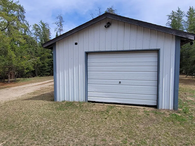 51497 Wildwood Rd — Photo 21