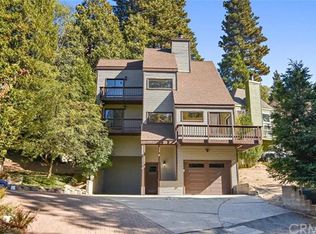593 Karenken Pines Dr, Twin Peaks, CA 92391