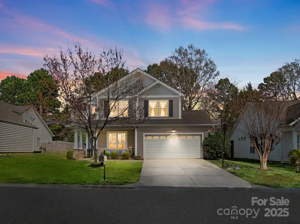 421 Silver Cypress Ln, Fort Mill, SC 29708