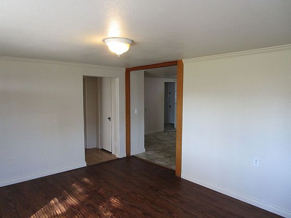 3rd image of 691 NW 9th St