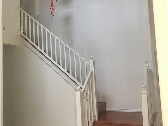 5th image of 5176 Blossom Ave