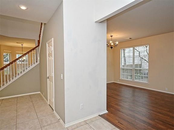 5th image of 11212 Jockey Bluff Dr