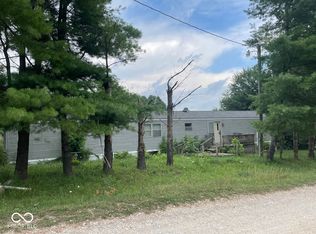 667 Ridgeline Rd, Spencer, IN 47460