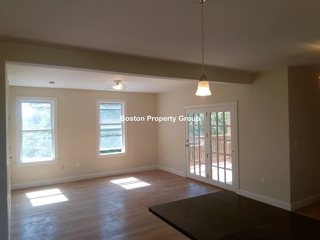 39 Millmont St — Photo 4
