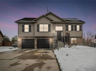 3225 N 123rd Ter, Kansas City, KS 66109