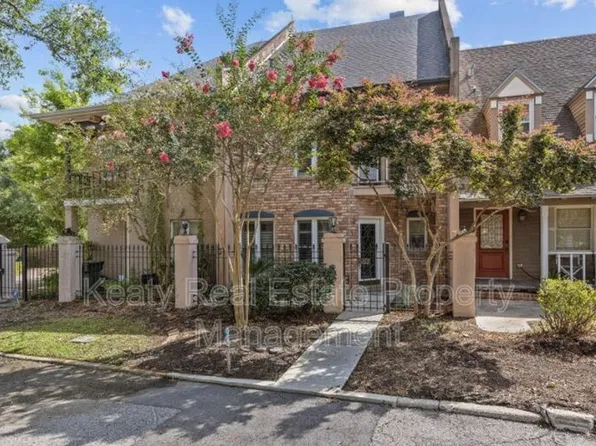 557 Esplanade Dr, Lafayette, LA 70508