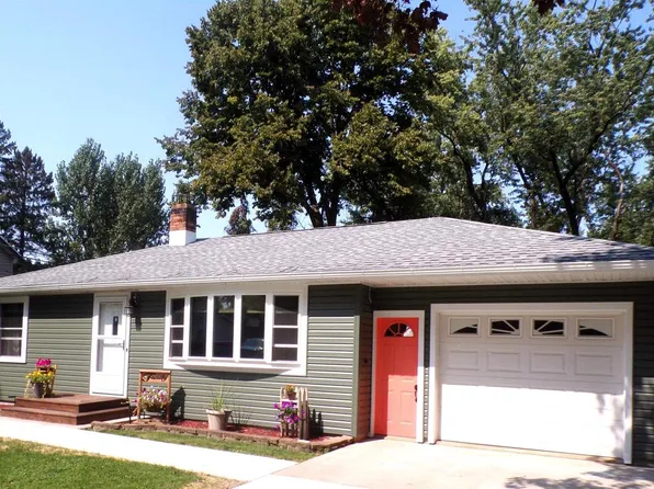 402 West MILL STREET, Loyal, WI 54446