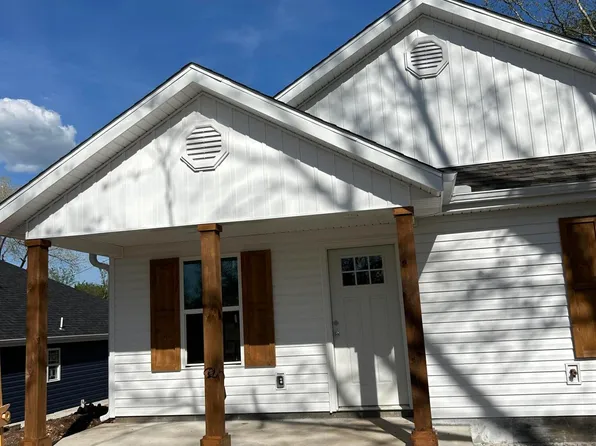 705 N Tennessee Avenue, Carterville, MO 64835