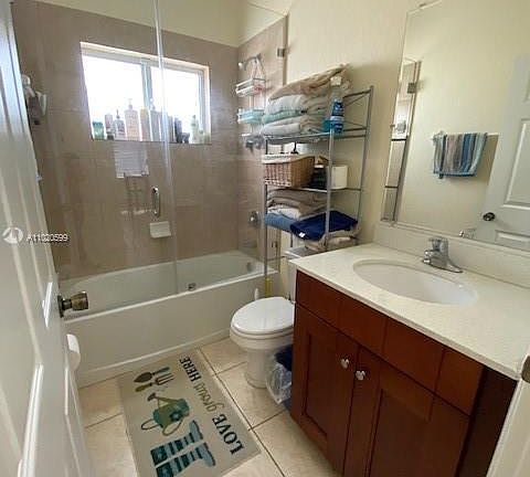 5th image of 3195 NW 42nd St