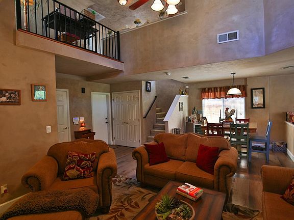 4th image of 3127 Quad Ln