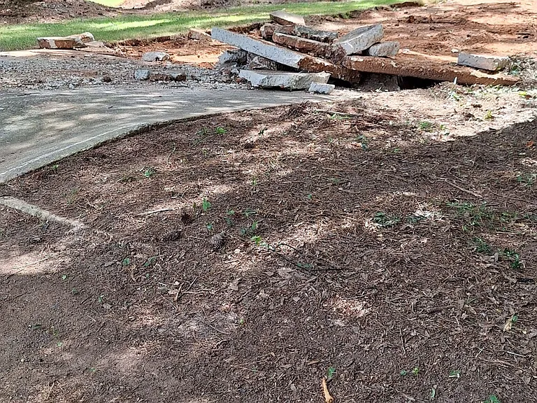 1354 Weston Dr — Photo 15