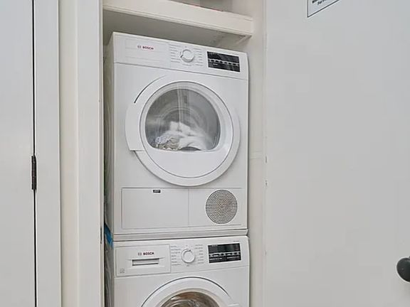 4th image of 243 E 2nd St APT 4B