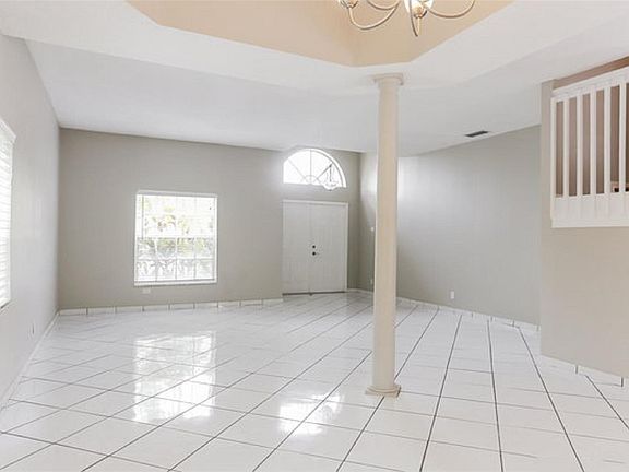 3rd image of 1033 NW 184th Way