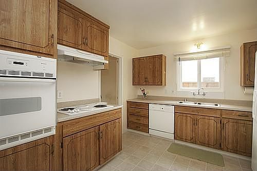 3rd image of 3116 Woodmont Dr