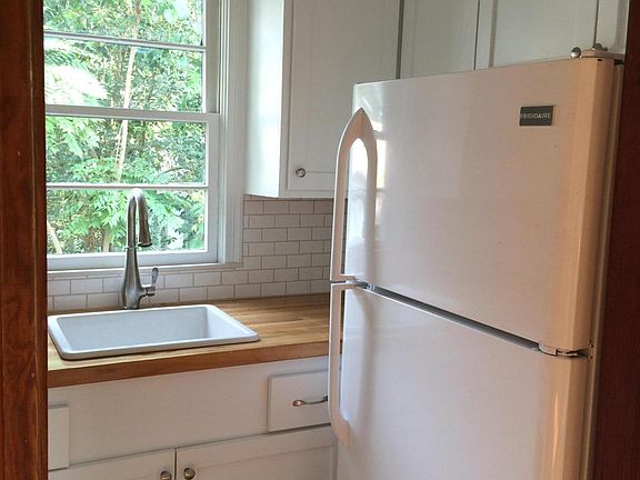 5th image of 2828 Forbes St