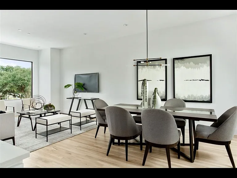 2633 Reagan St #203 — Photo 18