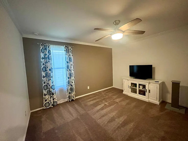 7715 Yeti Park — Photo 12