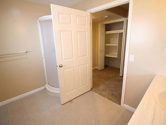 4th image of 1638 N 25 E