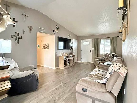 3rd image of 3326 Kuykendall St #25B