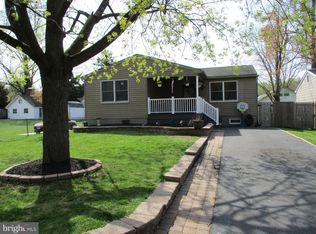 250 Glenn Ave, Blackwood, NJ 08012
