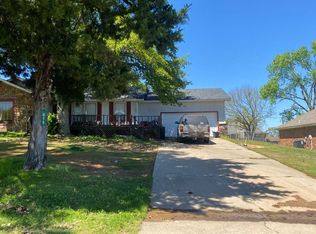 815 Mount Harmony Rd, Greenwood, AR 72936