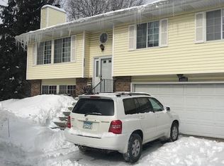 4416 Clover Ln #B, Eagan, MN 55122