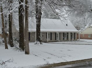512 Robinson Dr, Cleveland, MS 38732
