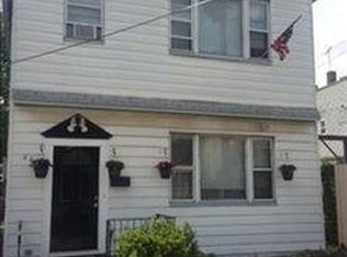 26 W 10th St, Bayonne, NJ 07002