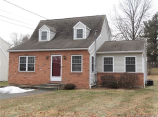 10 Hewitt St, Wethersfield, CT 06109